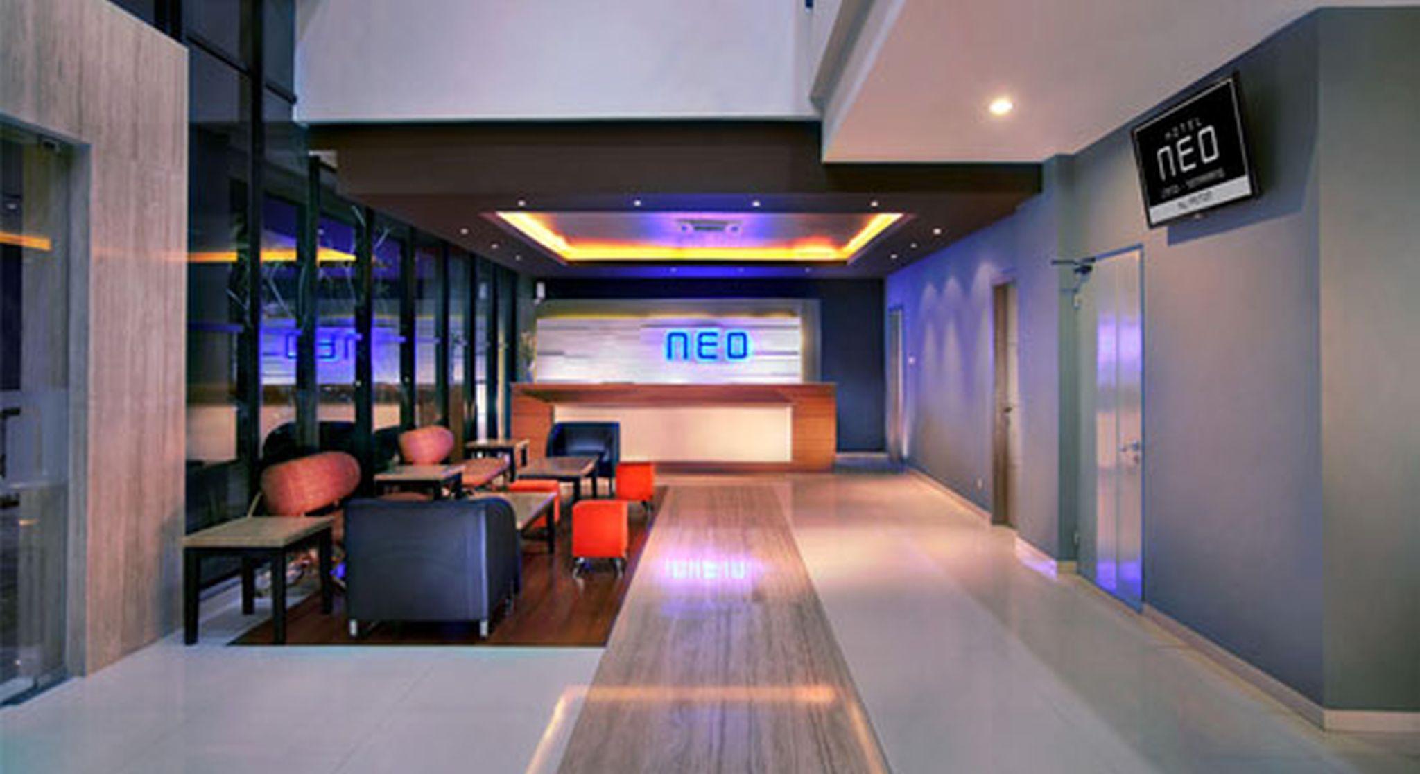 Hotel Neo Candi Simpang Lima - Semarang By Aston Екстер'єр фото