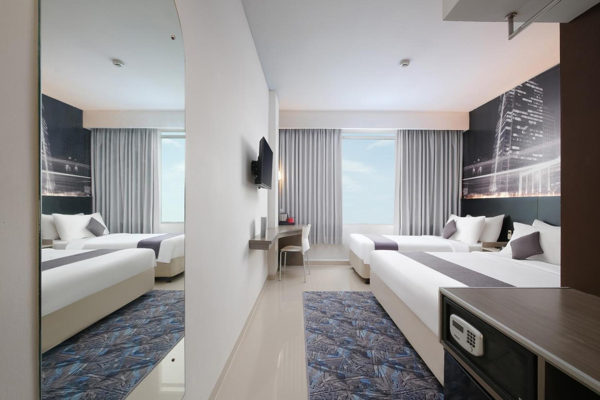 Hotel Neo Candi Simpang Lima - Semarang By Aston Екстер'єр фото