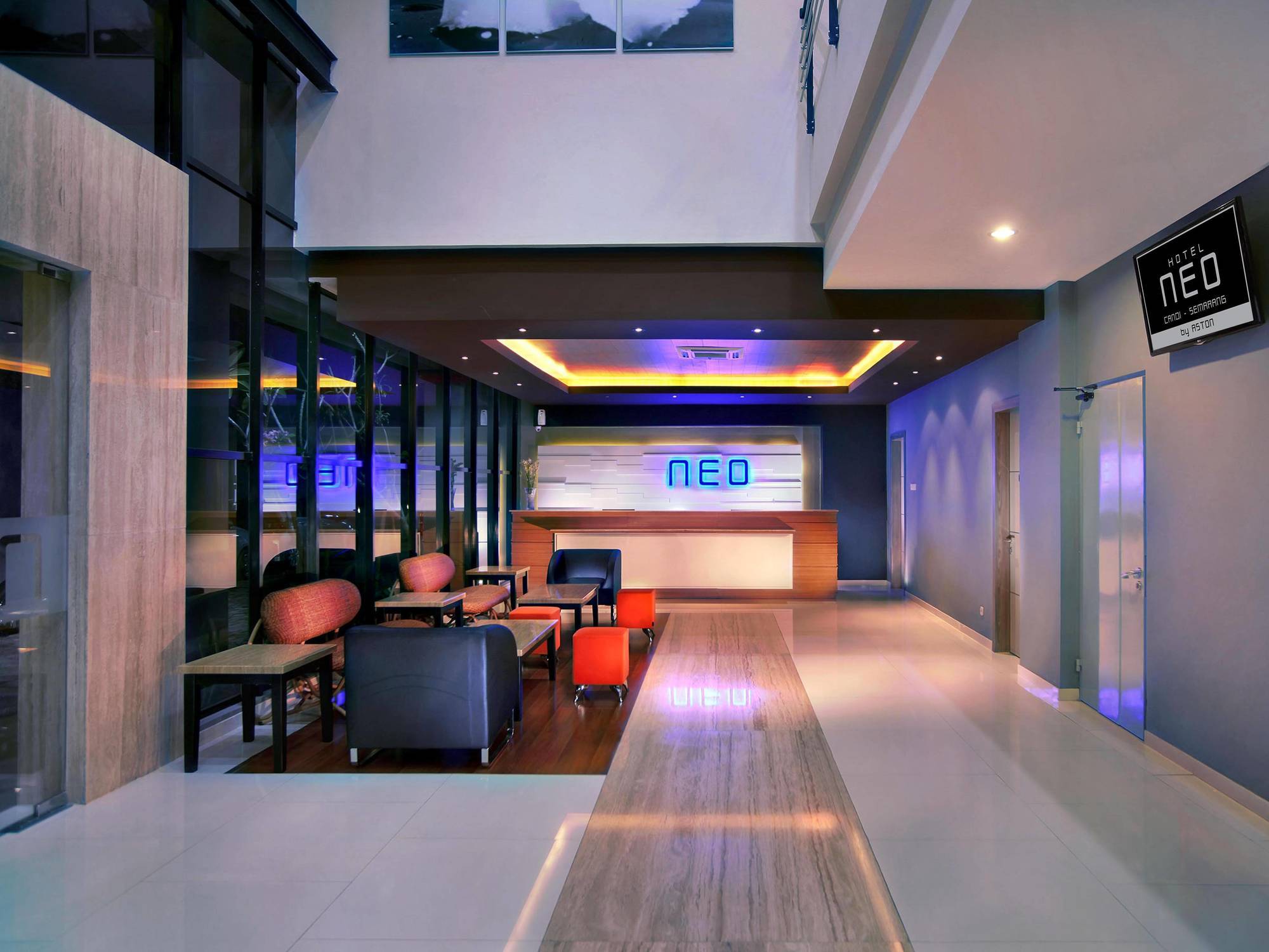 Hotel Neo Candi Simpang Lima - Semarang By Aston Екстер'єр фото